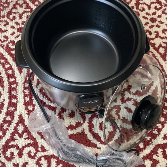 5 cups rice cooker. ‎10.75 x 8.5 x 9 inches - Picture 5 of 7